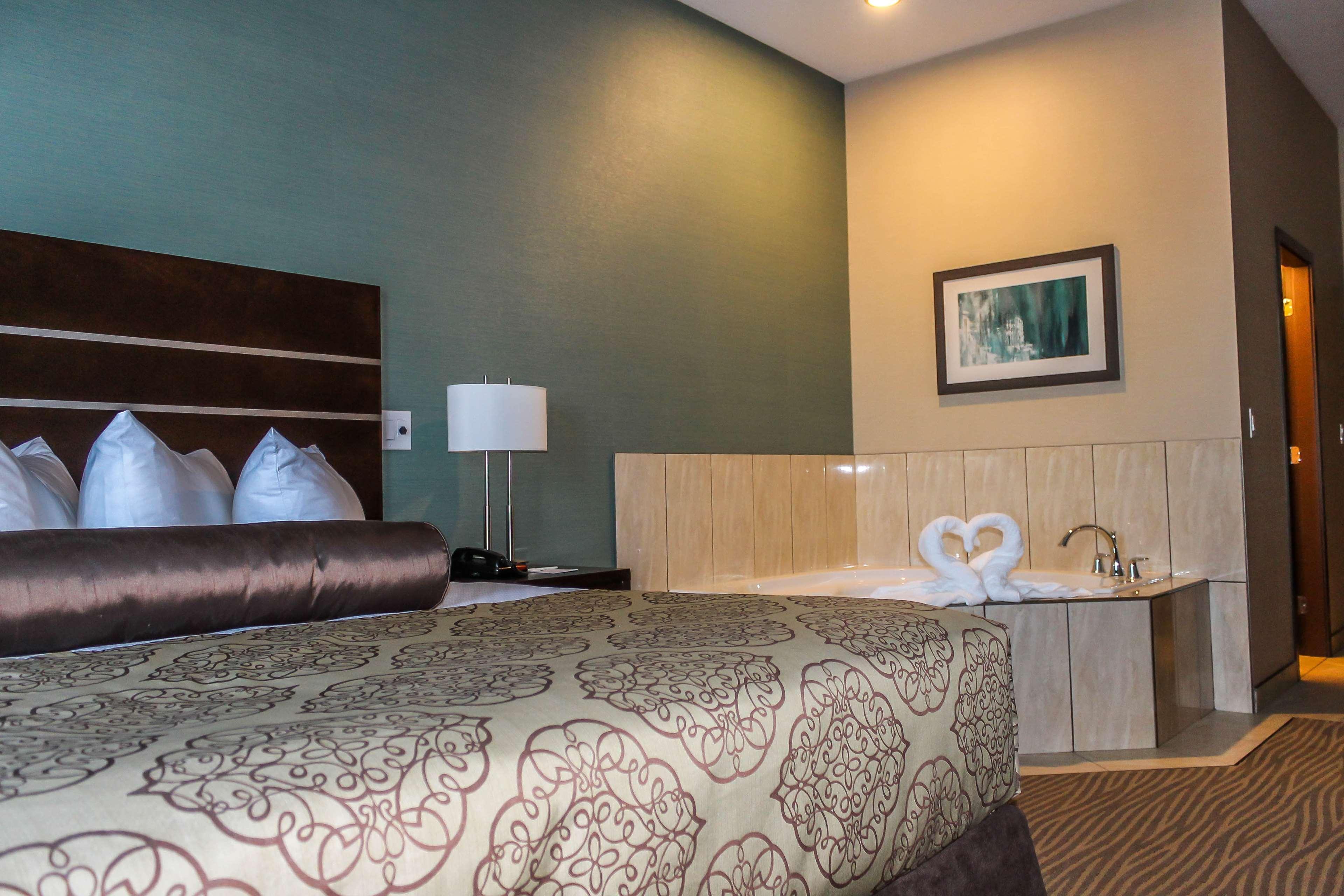 Best Western Plus Moosomin Hotel Екстериор снимка