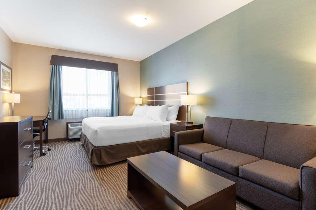 Best Western Plus Moosomin Hotel Стая снимка