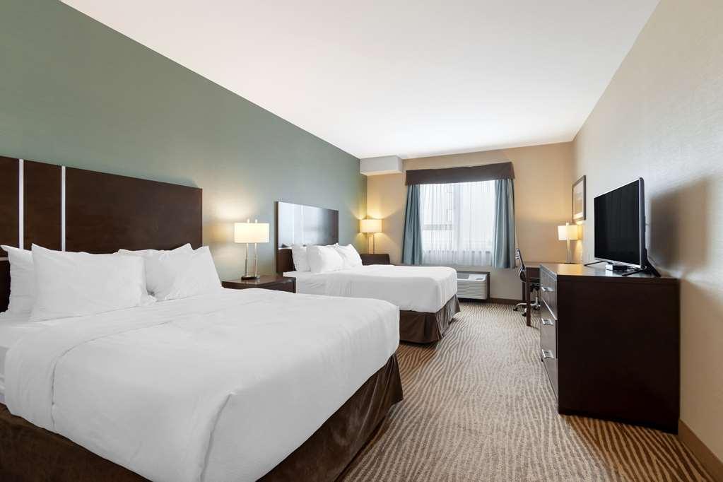Best Western Plus Moosomin Hotel Стая снимка