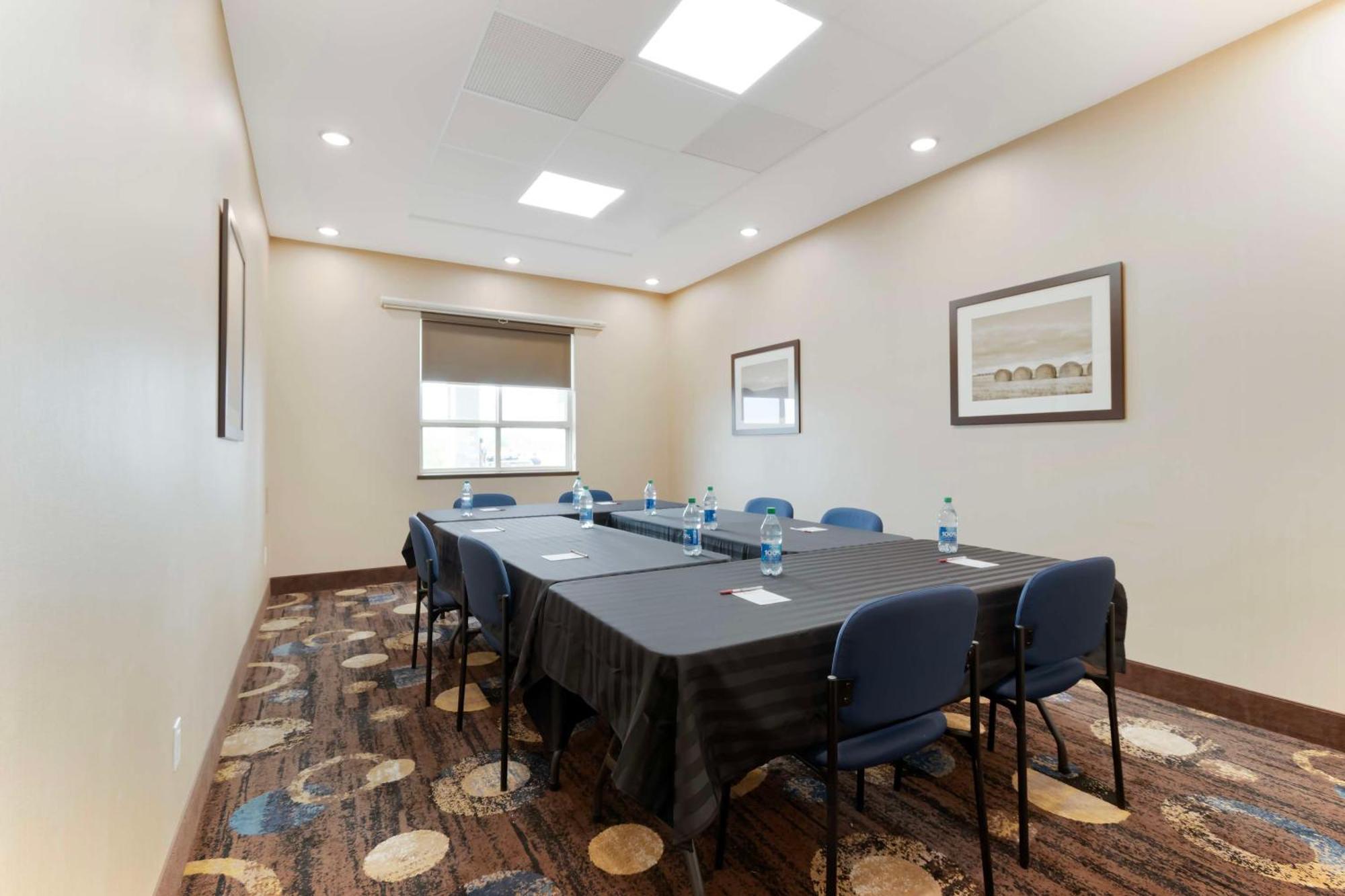 Best Western Plus Moosomin Hotel Екстериор снимка
