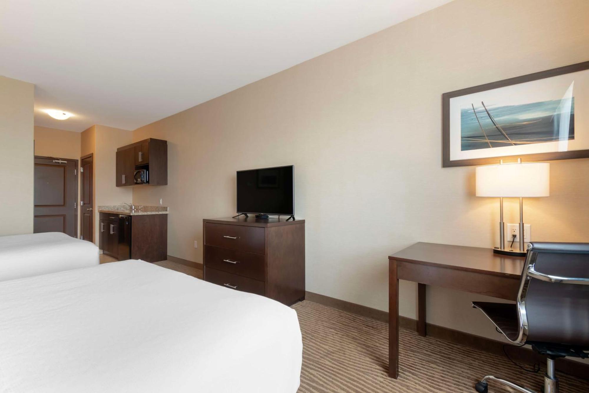 Best Western Plus Moosomin Hotel Екстериор снимка