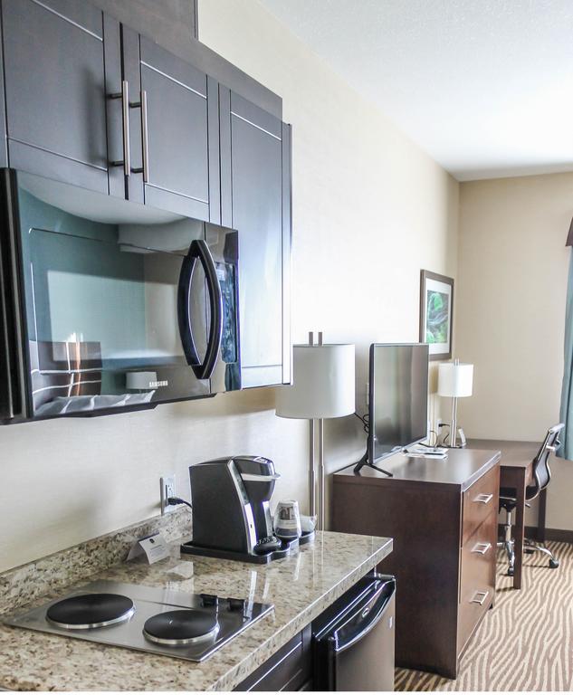 Best Western Plus Moosomin Hotel Стая снимка