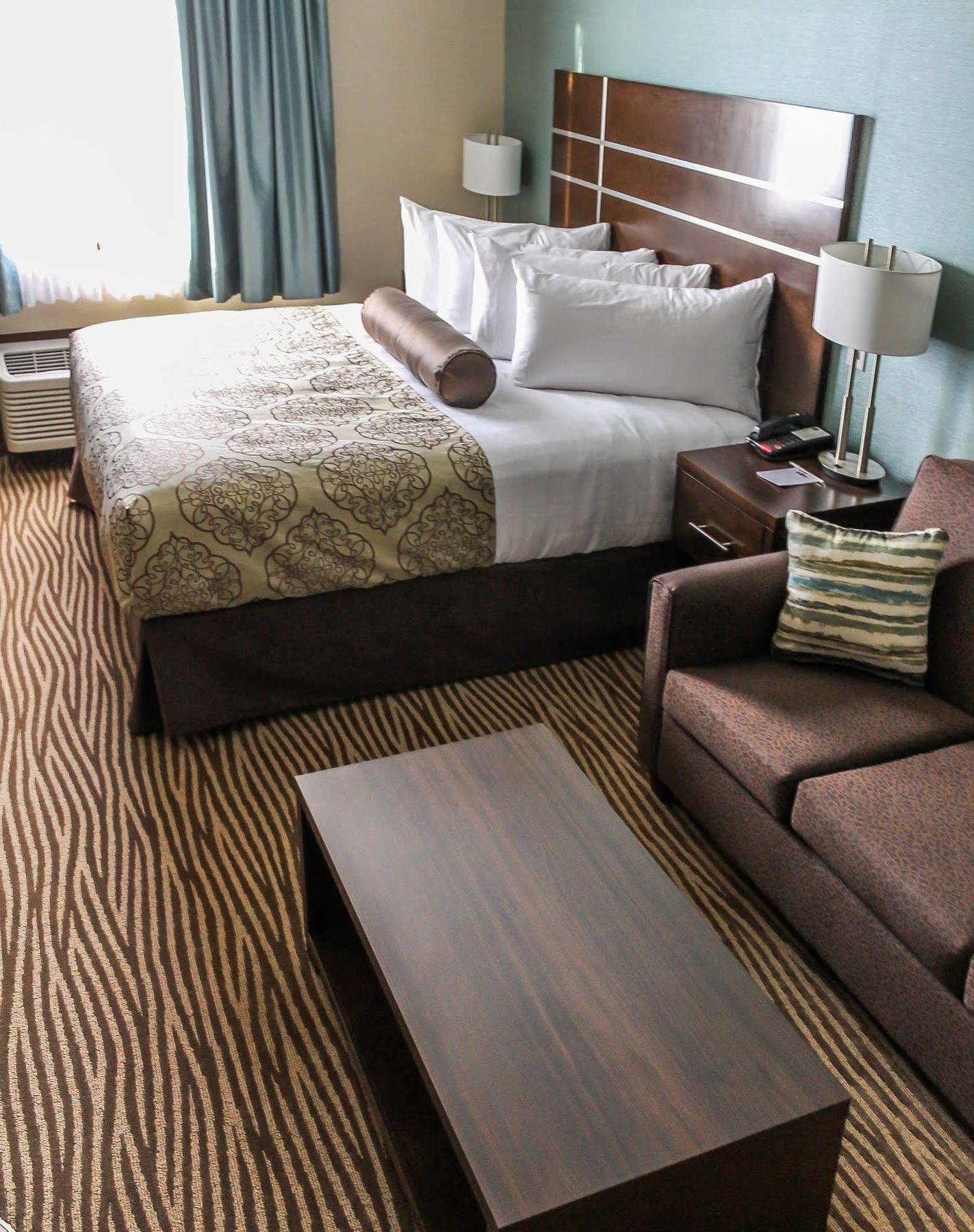 Best Western Plus Moosomin Hotel Екстериор снимка